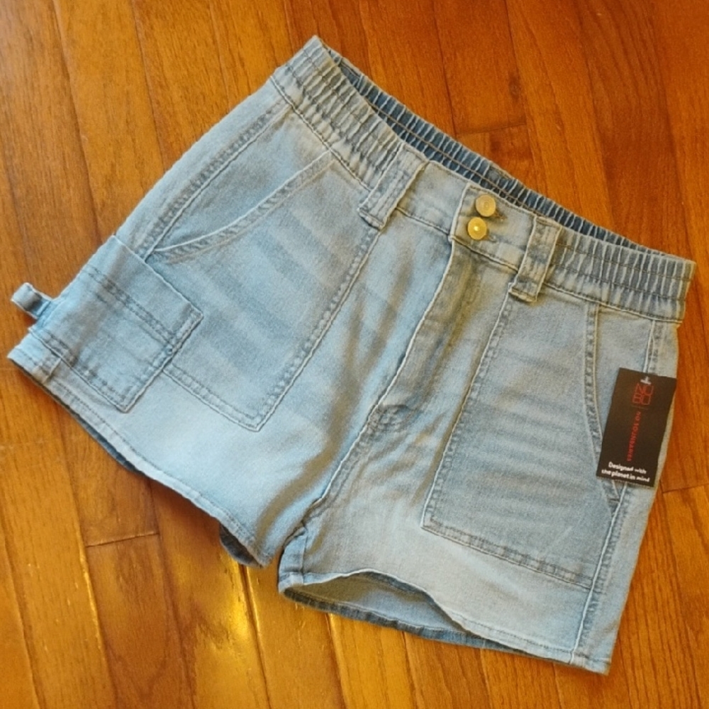 No Boundaries Light Blue Jean Shorts